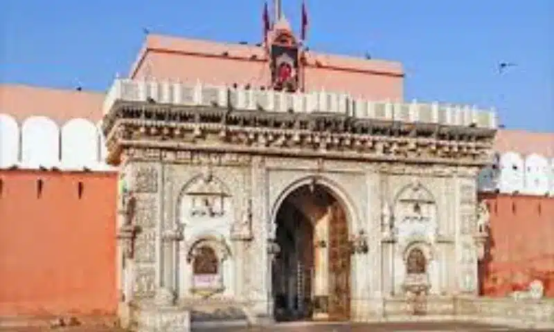 Karni Mata Temple is a famous temple in our country. Where we feel like visiting again and again. T