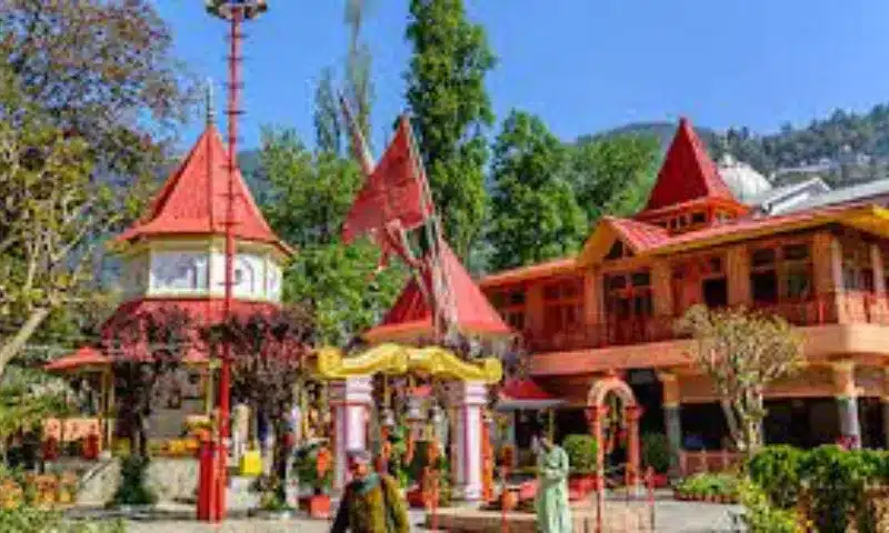 The temple of Naina Devi is situated on the northern bank of Naini Lake in Nainital. Once the Maa Mandir was destroyed by a landslide in 1880.