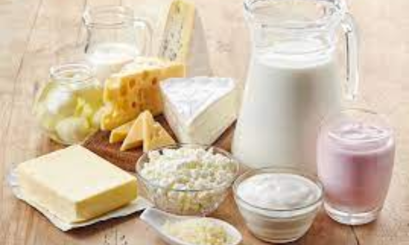 Dairy Items such as milk Dairy products are the purest and simplest way to keep the body's energy levels stable during fasting days because they are rich in all the nutrients and qualities.