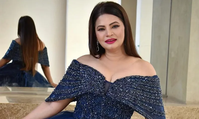 Actress Megha Dhade is from India. Megha Dhade competed in Bigg Boss Marathi 1 in 2018 and won the inaugural season. 