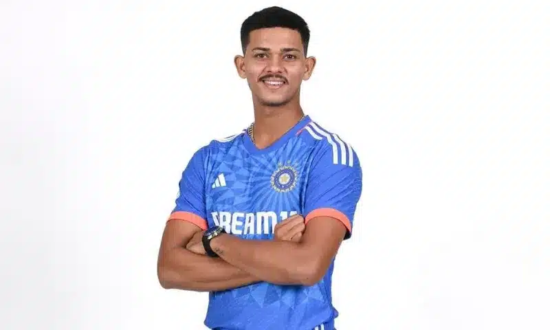 Indian international cricket player Yashasvi Jaiswal was born on December 28, 2001, and he represents the Indian cricket team.