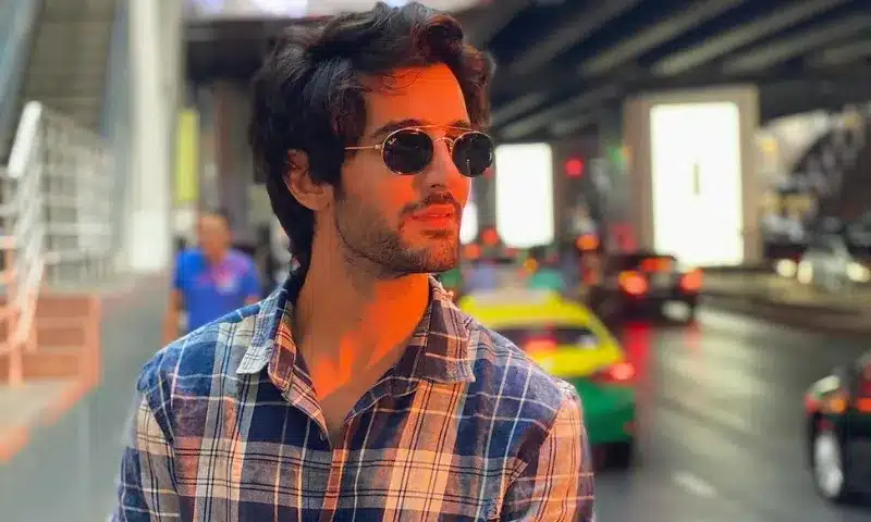 Indian model and actor Aditya Seal primarily appears in Hindi movies. His performance in the love play Tum Bin II is what made him most famous.