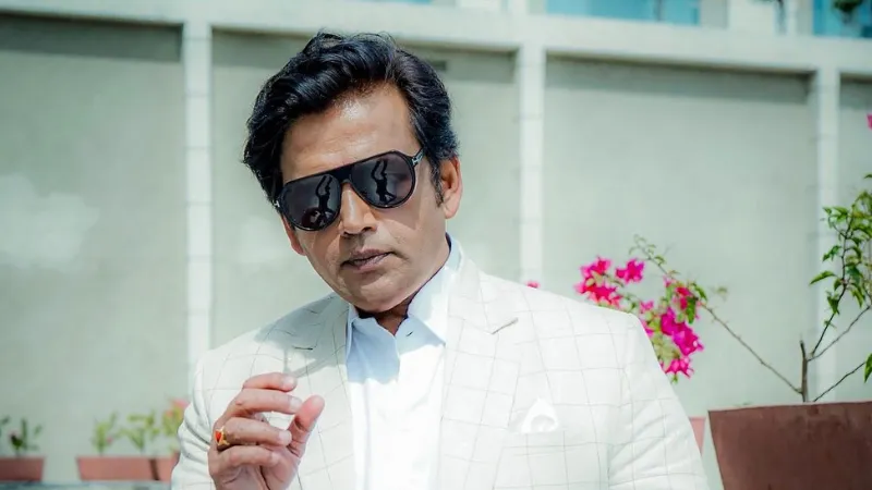 Born on July 17, 1969, Ravindra Kishan Shukla, also known by his stage name Ravi Kishan (pronounced [Ravi Kiṣhaṉ] in Hindi), is an Indian actor, politician, producer of motion pictures, and television personality. Ravi Kishan is a member of the Lok Sabha from Gorakhpur at the moment.
