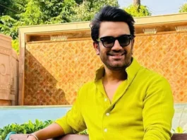 Sharad Kelkar is a voice actor and actor from India. His main projects are Marathi and Hindi motion pictures. After making brief appearances in lead roles in television serials, Kelkar currently produces web series, local language films in Tamil and Telugu, and frequently dubs Hollywood productions.