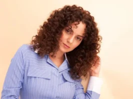 Born on March 23, 1987, Kangna Amardeep Ranaut is an Indian actress and filmmaker who specialises mostly in Hindi films (pronounced [kəŋɡənaː raːɳoːʈ˰]). Renowned for her representations of independent, outspoken women in female-driven films,