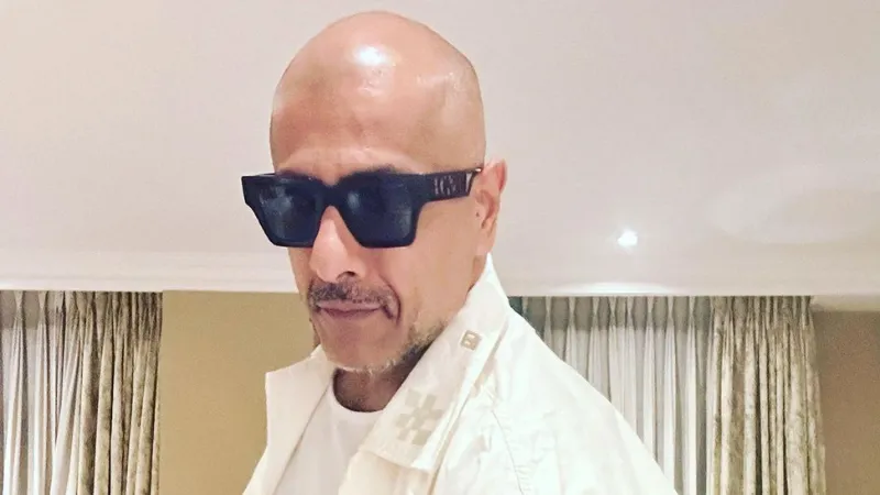 Vishal Dadlani is an Indian singer, songwriter, actor, and music composer who was born on June 28, 1973. Vishal Dadlani is the front man and vocalist of Pentagram, one of the top rock bands in India, and one half of the combo Vishal–Shekhar.