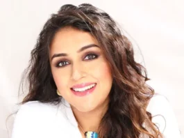 Born on November 21, 1982, Aarti Chabria is an Indian actress and model who has acted in films in the languages of Telugu, Hindi, Punjabi, and Kannada.