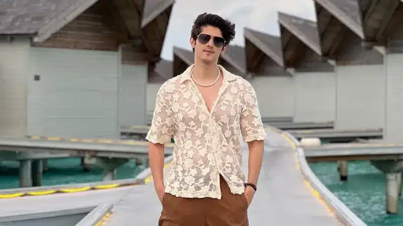 Actor Rohan Mehra was born in India on April 8, 1990, and is employed with Indian television . Rohan Mehra was a competitor on Bigg Boss 10 and is well-known for his appearances in Indian TV series,