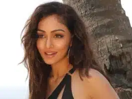 Born on December 19, 1982, Khushalii Kumar is an Indian actress and fashion designer. Khushalii Kumar was born into the Kumar family and is Gulshan Kumar's daughter.