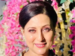 Indian actress and classical and folk dancer Kishori Shahane appears in Marathi and Hindi films and television shows. Deepak Balraj Vij, a Hindi director, is her husband.