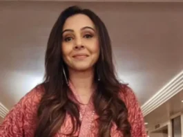 Born on March 9, 1974, Suchitra Krishnamoorthi is an Indian actress, model, and singer who has gained recognition for her roles in television, South and Hindi films.