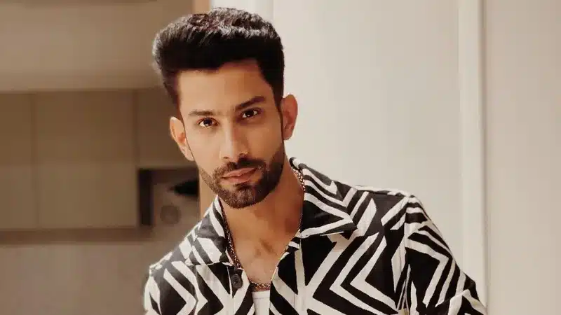 Indian actor Sahil Uppal mainly performs on Hindi television. In P.S. I Hate You, he played Kabeer in his acting debut. The roles that Uppal is most renowned for are those of Omkar Shukla in Pinjara Khubsurti Ka, Yashodhan Pandya in Pandya Store, 