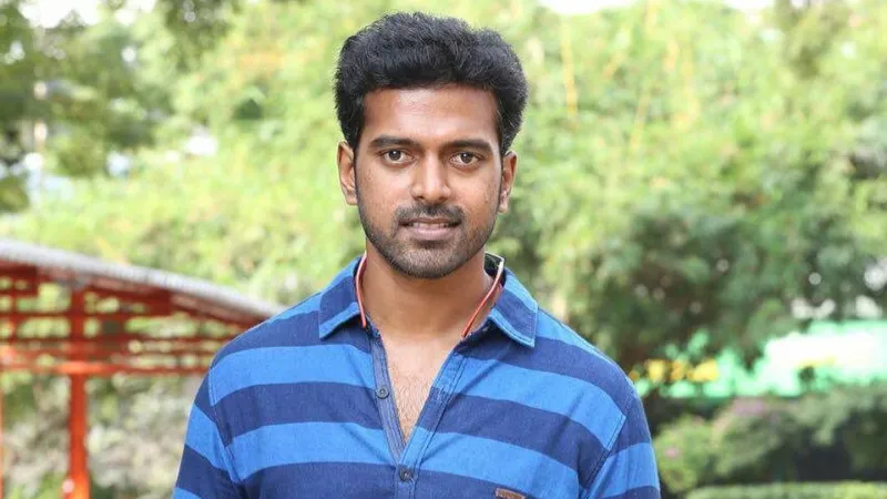 Actor Vikranth Santhosh was born in India on November 13, 1984, and has acted in Tamil-language films. Vikranth made his screen debut in R. V. Udayakumar's 2005 romantic drama Karka Kasadara, and he went on to feature in other romantic drama films.