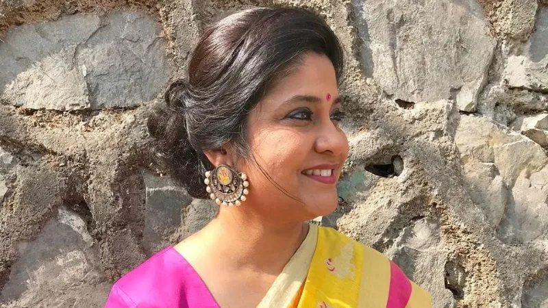 Renuka Shahane, an Indian actress, was born on October 7, 1966 . Renuka Shahane is well-known for her roles in a number of television shows and Hindi and Marathi motion pictures. Her most well-known role was co-presenter of Surabhi,