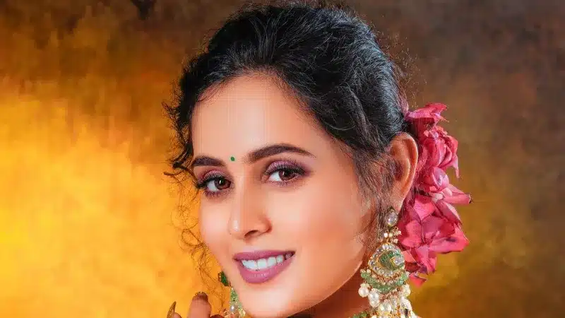 Actress Rhea Sharma was born in India on August 7, 1995, and her main medium of employment is Hindi television. on the 2014 TV series Itna Karo Na Mujhe Pyaar, she portrayed Nishi Khanna on her acting debut. Her Bollywood film debut came in 2016 when she played Ritu in M.S. Dhoni: The Untold Story.