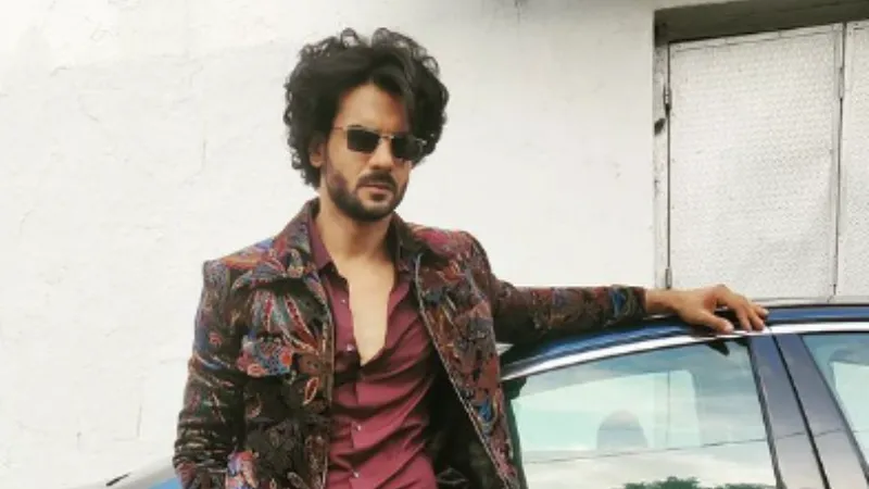 Indian actor Vishal Aditya Singh was born on January 25, 1988,. Vishal Aditya Singh performs on Hindi television. His most well-known parts are from the drama shows Chandrakanta on Colors TV and Begusarai on &TV