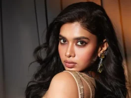 Indian actress Dushara Vijayan is well-known for her roles in Tamil films. Dushara Vijayan starred in her first film, Bodhai Yeri Budhi Maari (2019), and went on to win awards for her roles in Raayan (2024), Sarpatta Parambarai (2021), and Natchathiram Nagargiradhu (2022).