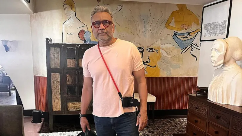 Indian film director, producer, and screenwriter Anubhav Sinha primarily focuses on Hindi films. Anubhav Sinha  is well-known for his roles in the films Dus (2005), Article 15 (2019), Ra.One (2011), Tum Bin (2001), Mulk (2018), and Bheed (2023).