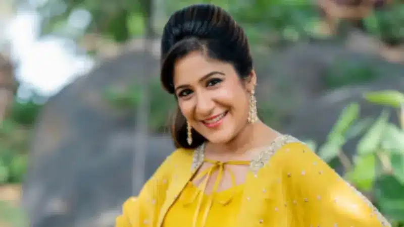 Shweta Mohan is an Indian playback singer who was born on November 19, 1985. Shweta Mohan has won the Best Female Playback Singer Filmfare Awards South four times, the Kerala State Film Award once, and the Tamil Nadu State Film Award once. 