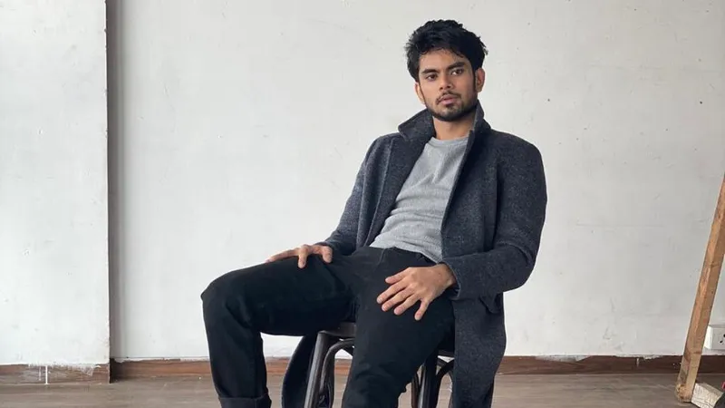 Aditya Rawal is an Indian actor and writer that appears in Hindi films. Aditya Rawal was born on September 28, 1993. Aditya Rawal began his career as a writer and was born to actors Paresh Rawal and Swaroop Sampat. 