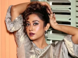 Indian actress Ankita Chakraborty primarily performs in Bengali films and television shows. Her roles in the films Byomkesh Phire Elo (2014), Byomkesh Bakshi (2015), Byomkesh O Chiriyakhana (2016), and Byomkesh O Agnibaan (2016) are well-known.