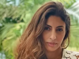 Born on March 17, 1974, Shweta Bachchan Nanda, also known as Bachchan (pronounced [ˈbətːʃən]), is an Indian columnist, novelist, and former model. Shweta Bachchan has written blockbuster books like Paradise Towers and has been a columnist for Vogue India and Daily News and Analysis.