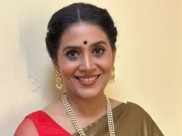 Born on November 3, 1974, Sonali Kulkarni is an Indian actress, producer, and writer who works mostly in Hindi and Marathi cinema. Sonali Kulkarni has also acted in English, Tamil, Gujarati, and Kannada films. In addition to four Filmfare Marathi Awards, she has won a National Film Award.